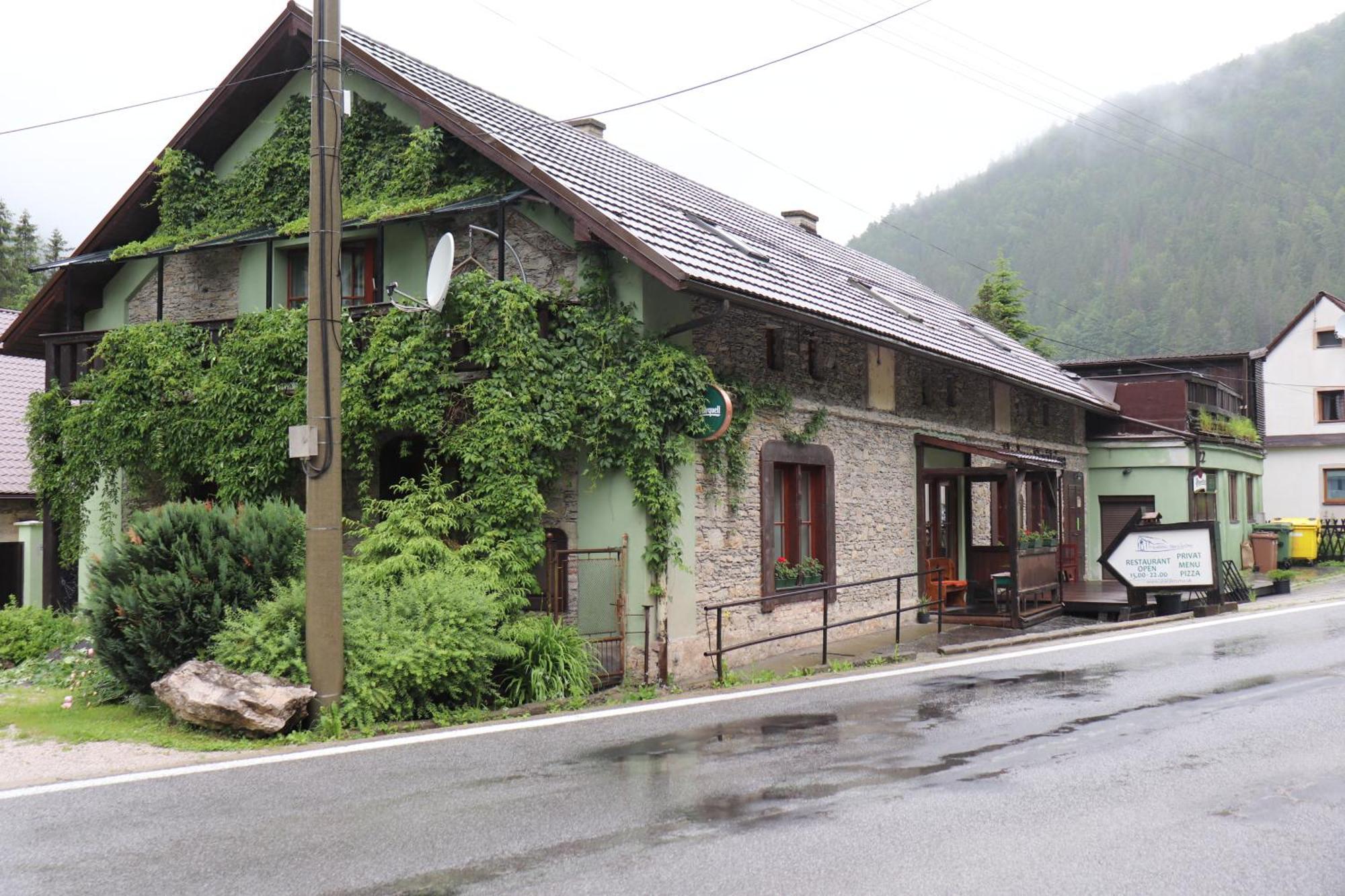 Hostinec Stara Krcma Stratená Exterior photo